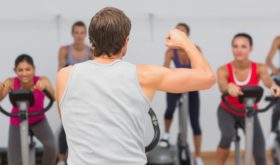 Легко ли работать фитнес-инструктором?